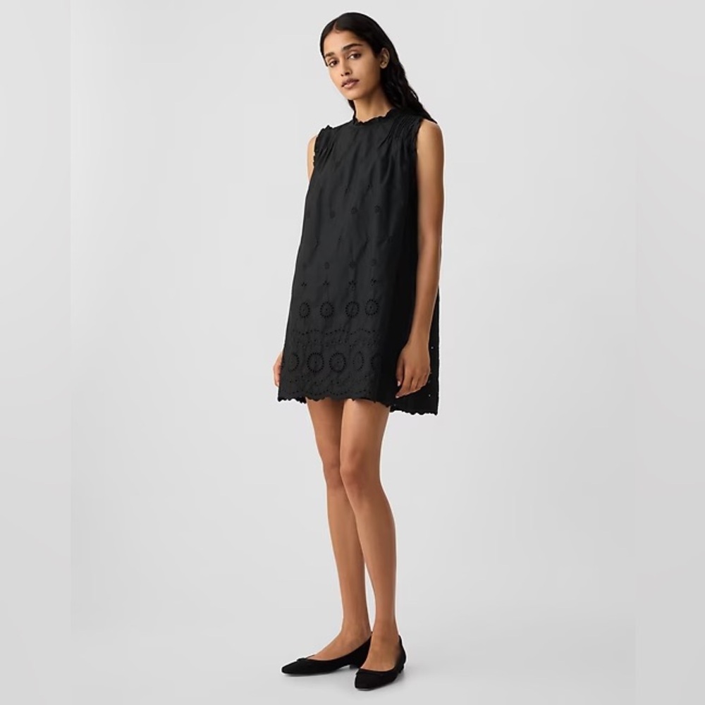 Doen X Gap Eyelet dress